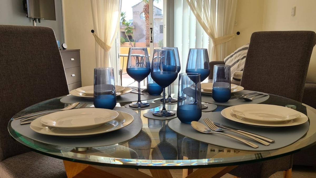 Sun Island Apartments Pafos Zewnętrze zdjęcie