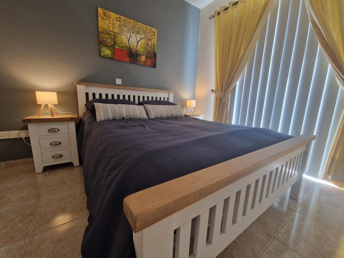 Sun Island Apartments Pafos Zewnętrze zdjęcie