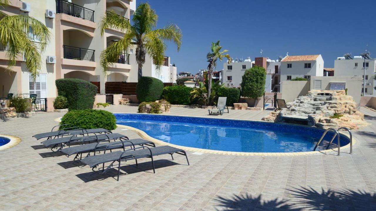 Sun Island Apartments Pafos Zewnętrze zdjęcie